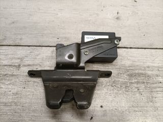 bontott BMW 5 E39 Csomagtérajtó Zárszerkezet