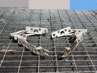 bontott BMW 5 E39 Csomagtérajtó Zsanér