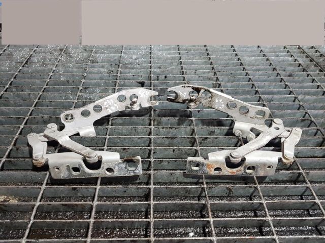 bontott BMW 5 E39 Csomagtérajtó Zsanér