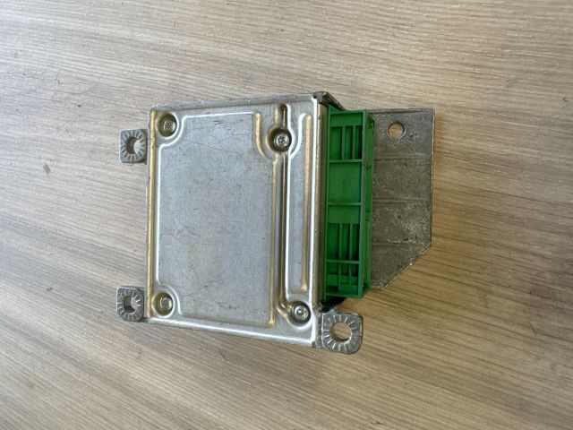 bontott BMW 5 E39 Elektronika (Magában)