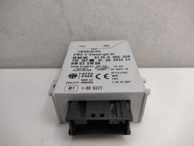 bontott BMW 5 E39 Elektronika (Magában)