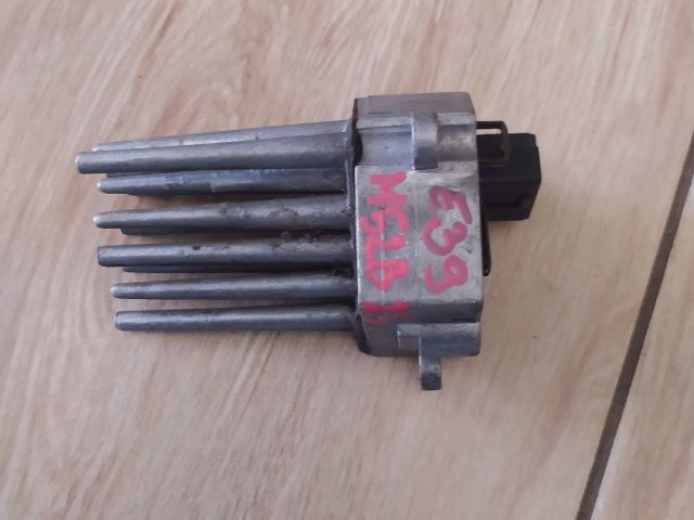 bontott BMW 5 E39 Előtét Ellenállás Fűtőmotor