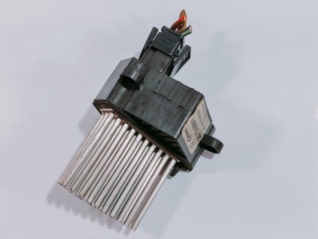 bontott BMW 5 E39 Előtét Ellenállás Fűtőmotor