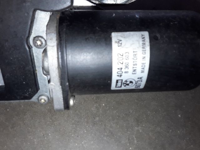 bontott BMW 5 E39 Első Ablaktörlő Szerkezet Motorral