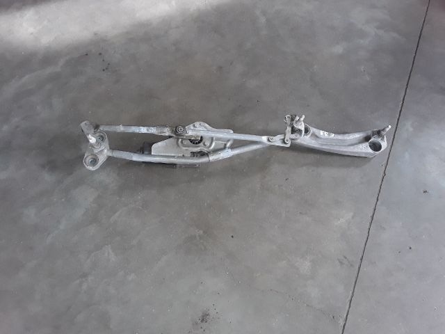 bontott BMW 5 E39 Első Ablaktörlő Szerkezet Motorral