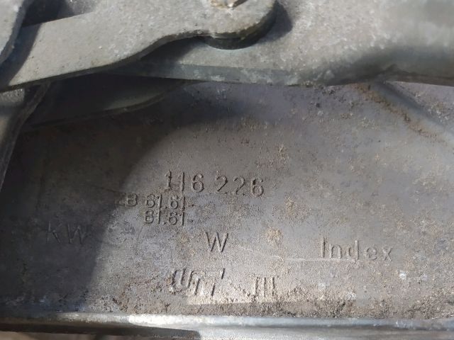 bontott BMW 5 E39 Első Ablaktörlő Szerkezet Motorral