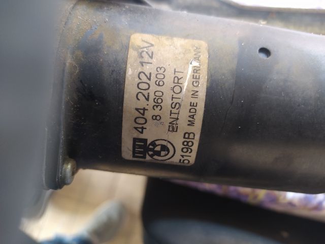 bontott BMW 5 E39 Első Ablaktörlő Szerkezet Motorral