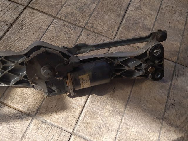 bontott BMW 5 E39 Első Ablaktörlő Szerkezet Motorral