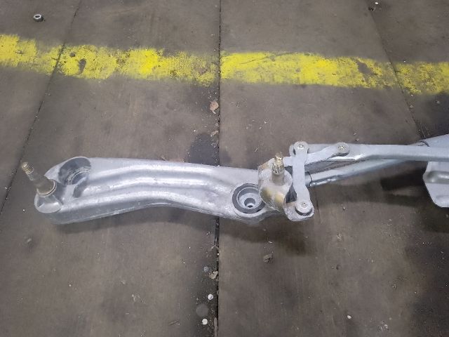 bontott BMW 5 E39 Első Ablaktörlő Szerkezet Motorral