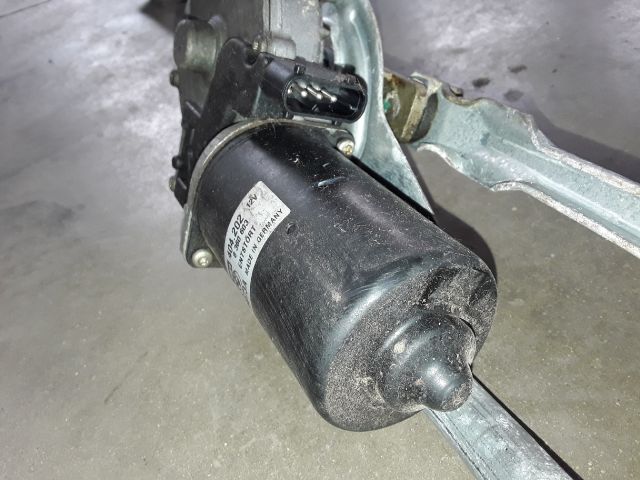 bontott BMW 5 E39 Első Ablaktörlő Szerkezet Motorral