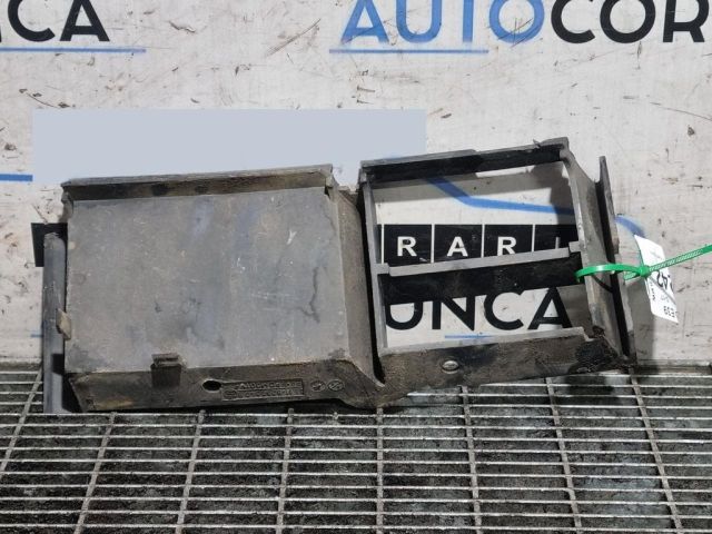 bontott BMW 5 E39 Első Lökhárító Díszléc