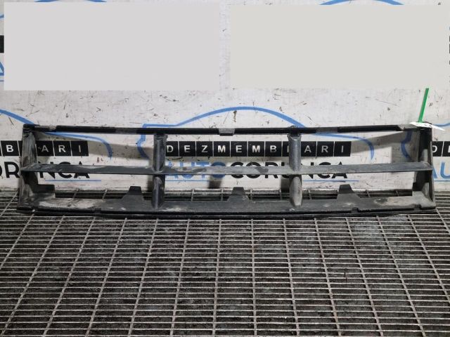 bontott BMW 5 E39 Első Lökhárító Díszléc