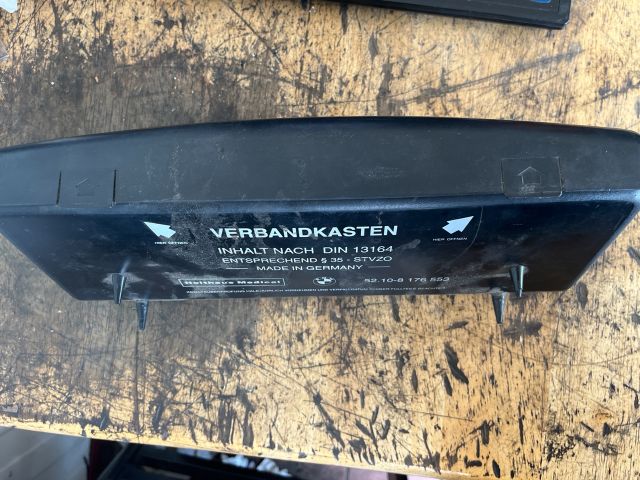 bontott BMW 5 E39 Első Tároló Rekesz