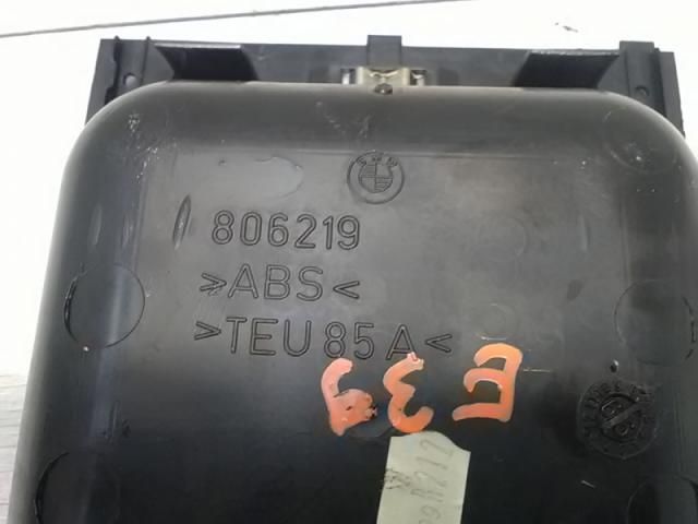 bontott BMW 5 E39 Első Tároló Rekesz