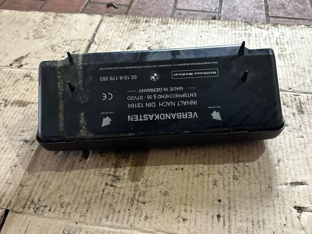 bontott BMW 5 E39 Első Tároló Rekesz