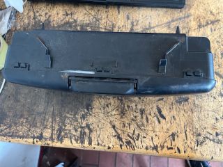 bontott BMW 5 E39 Első Tároló Rekesz