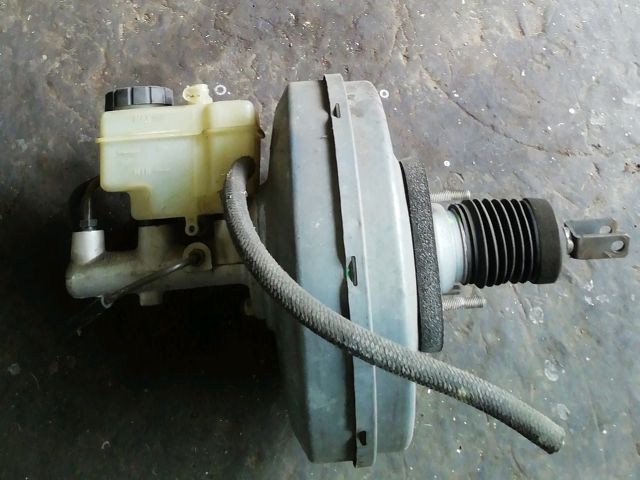 bontott BMW 5 E39 Fékrásegítő