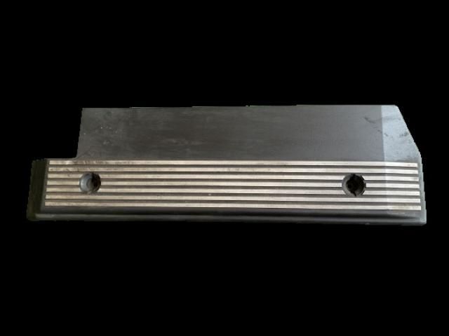 bontott BMW 5 E39 Felső Hűtőburkolat