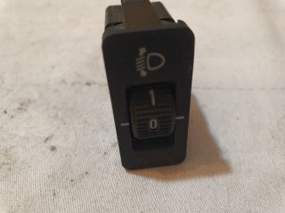 bontott BMW 5 E39 Fényszórómagasság Állító Kapcsoló