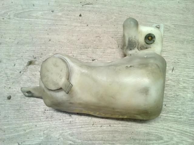 bontott BMW 5 E39 Fényszórómosó Tartály