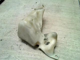 bontott BMW 5 E39 Fényszórómosó Tartály