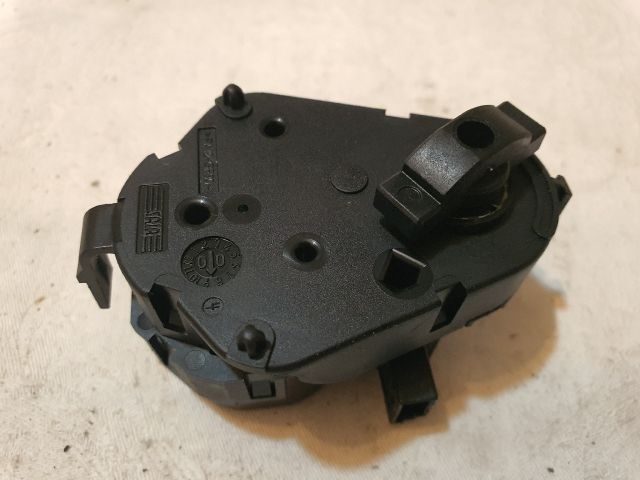 bontott BMW 5 E39 Fűtés Állító Motor