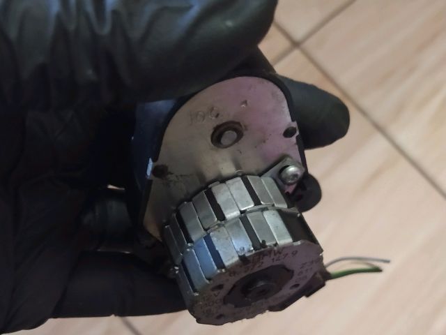 bontott BMW 5 E39 Fűtés Állító Motor