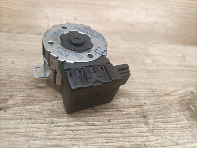 bontott BMW 5 E39 Fűtés Állító Motor