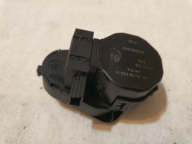 bontott BMW 5 E39 Fűtés Állító Motor