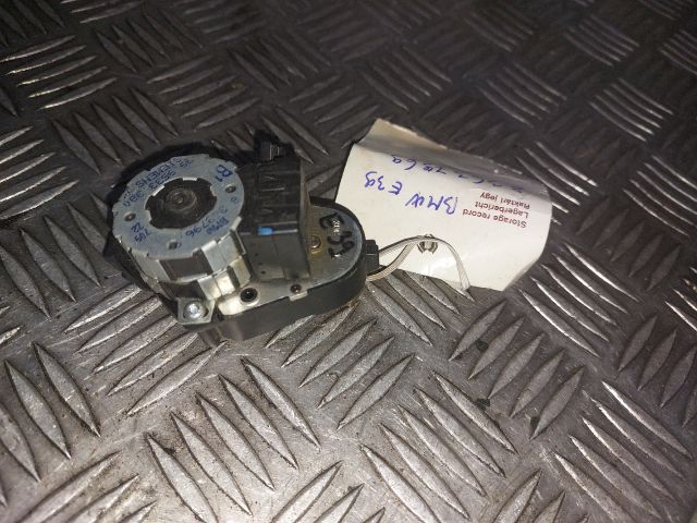bontott BMW 5 E39 Fűtés Állító Motor