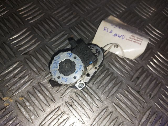 bontott BMW 5 E39 Fűtés Állító Motor