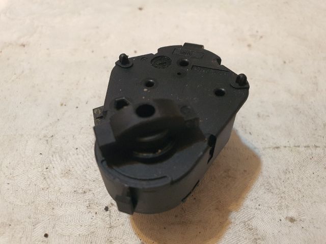 bontott BMW 5 E39 Fűtés Állító Motor