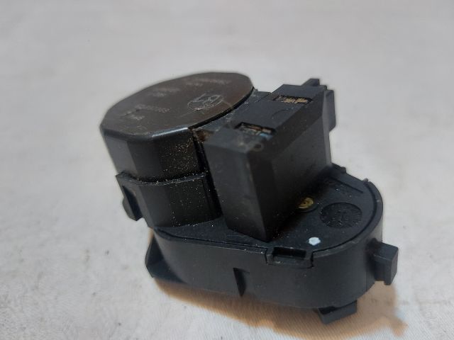 bontott BMW 5 E39 Fűtés Állító Motor