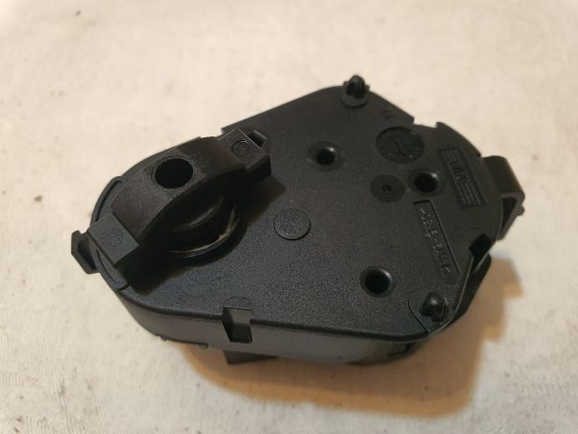 bontott BMW 5 E39 Fűtés Állító Motor
