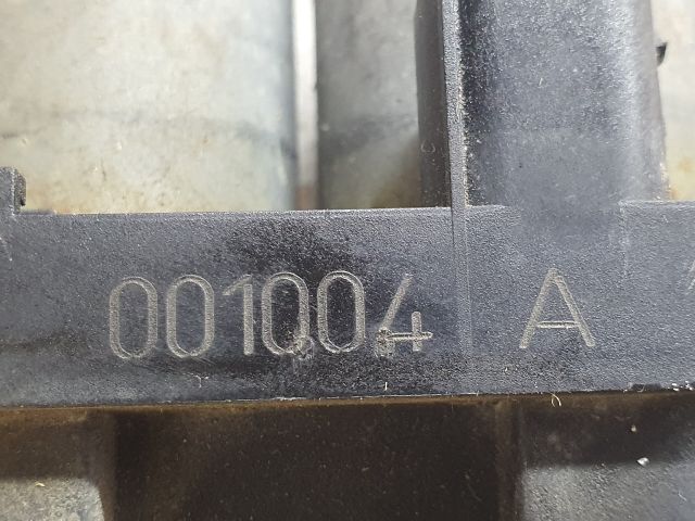 bontott BMW 5 E39 Fűtéscsap