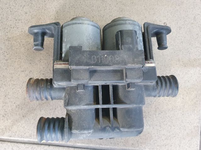 bontott BMW 5 E39 Fűtéscsap