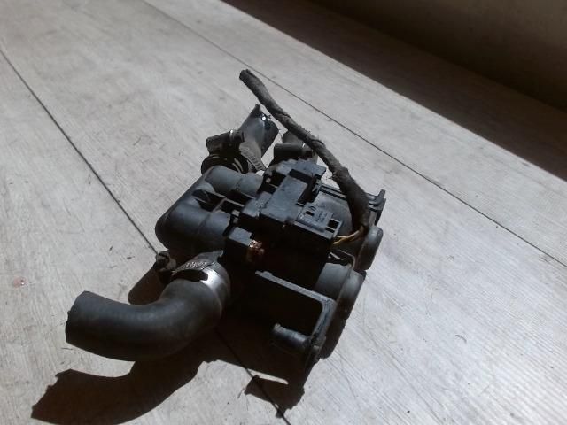 bontott BMW 5 E39 Fűtéscsap