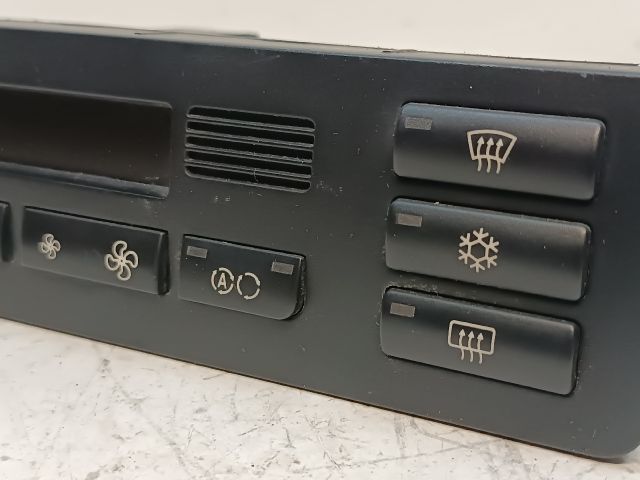 bontott BMW 5 E39 Fűtéskapcsoló (digit klímás)