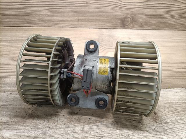 bontott BMW 5 E39 Fűtőmotor (Klímás)