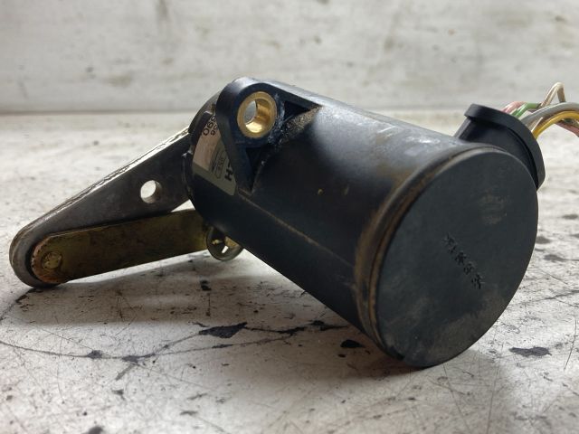 bontott BMW 5 E39 Gázpedál Jeladó