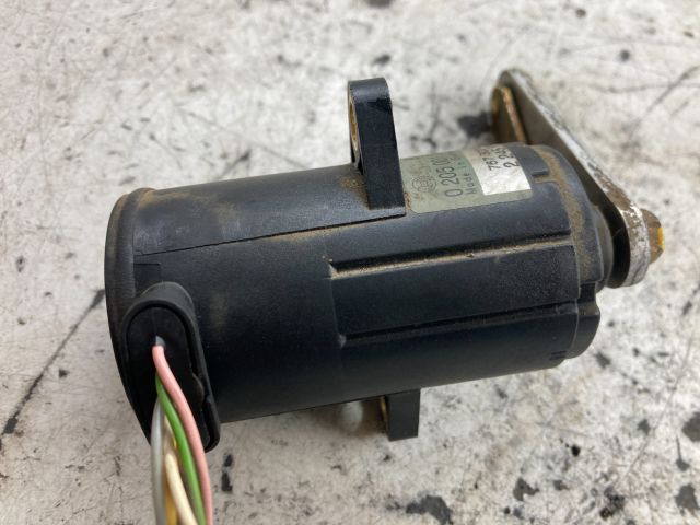 bontott BMW 5 E39 Gázpedál Jeladó