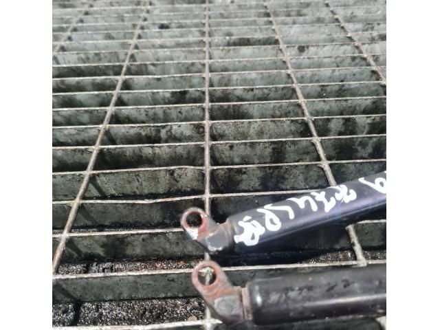 bontott BMW 5 E39 Gázrugós Kitámasztó Teleszkóp Csomagtérajtó (Pozíciófüggetlen)