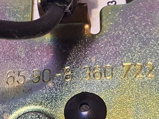 bontott BMW 5 E39 GPS Antenna