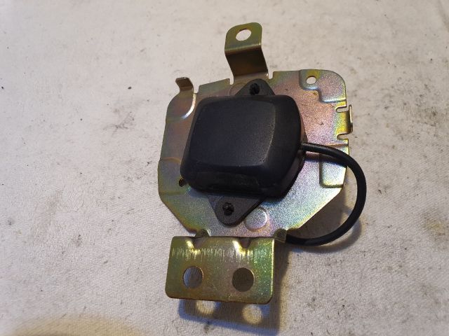 bontott BMW 5 E39 GPS Antenna