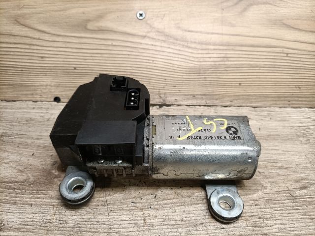 bontott BMW 5 E39 Hátsó Ablaktörlő Motor