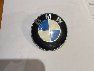 bontott BMW 5 E39 Hátsó Embléma