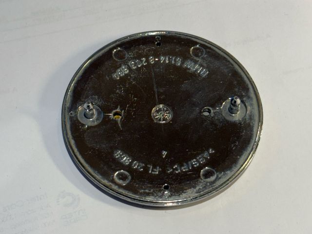 bontott BMW 5 E39 Hátsó Embléma