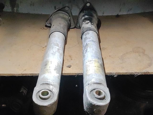 bontott BMW 5 E39 Hátsó Lengéscsillapító Pár