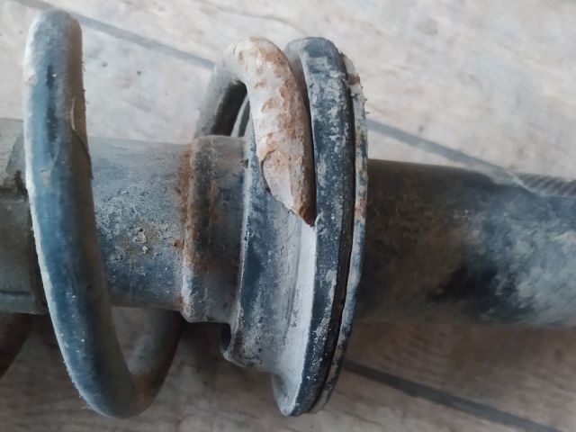 bontott BMW 5 E39 Hátsó Lengéscsillapító (Pozíciófüggetlen)