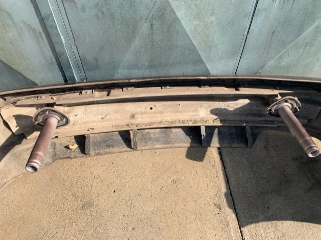 bontott BMW 5 E39 Hátsó Lökhárító (Részeivel)